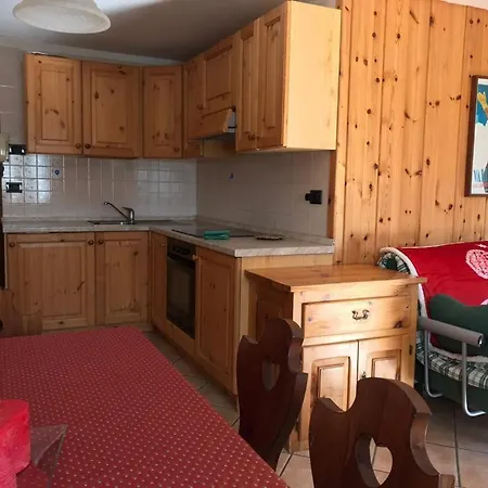 Saint-jacques Des Allemands Apartment *